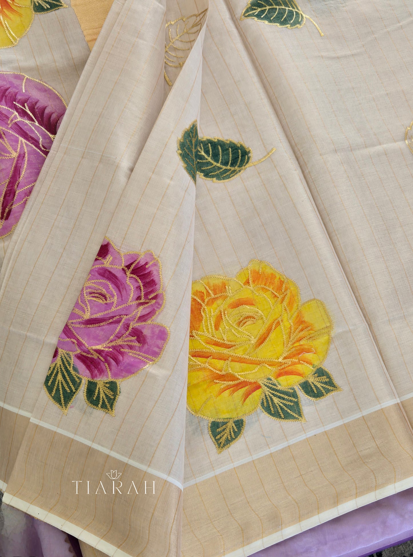 ✨️Golden Rose Stripe Tissue Set Saree.✨️