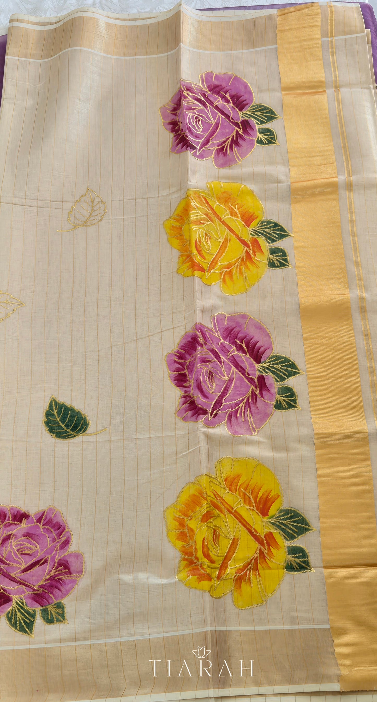 ✨️Golden Rose Stripe Tissue Set Saree.✨️